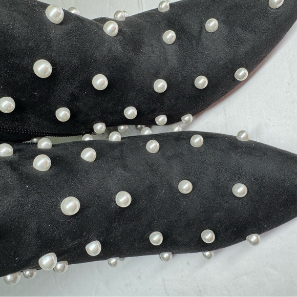 Elegant Black heeled faux suede Ankle Boots Pearl embellished Accents 10 NWOT - Picture 10 of 10